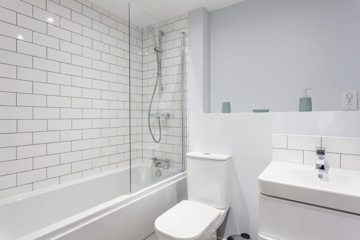 Apartment Stunning 1 Bed In *
